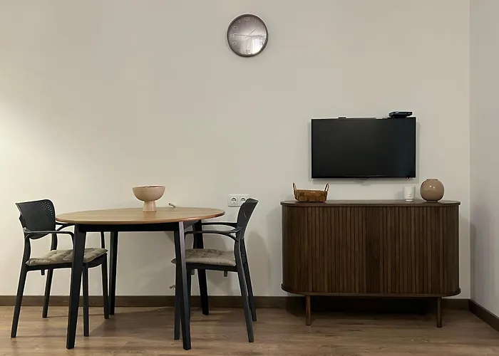 Apartment In The Park Area